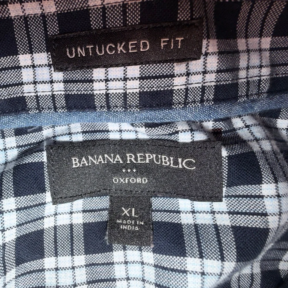 Men's XL‎ Banana Republic Men's Navy and White Plaid Shirt